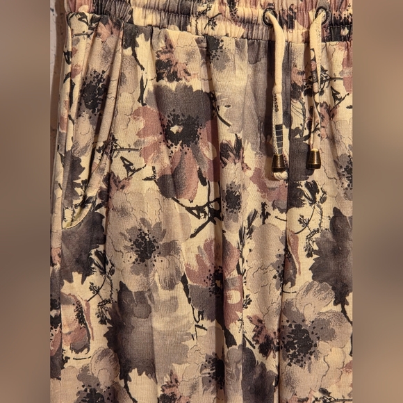 POL Sz M Lounge Pants Floral Pattern Purple Gray Drawstring Waist Pockers - Picture 3 of 8